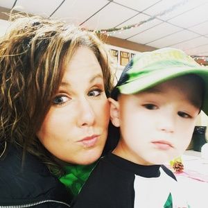 Meet your Posher, Crystal